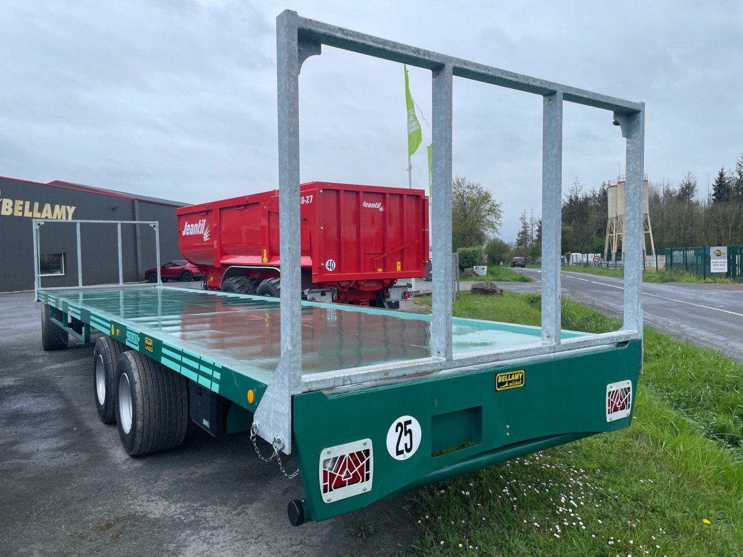 Ballensammelwagen typu Sonstige PLATEAU TRAINE LOURD 6 roues 12 TDI 20, Gebrauchtmaschine v SAINT CLAIR SUR ELLE (Obrázok 4)