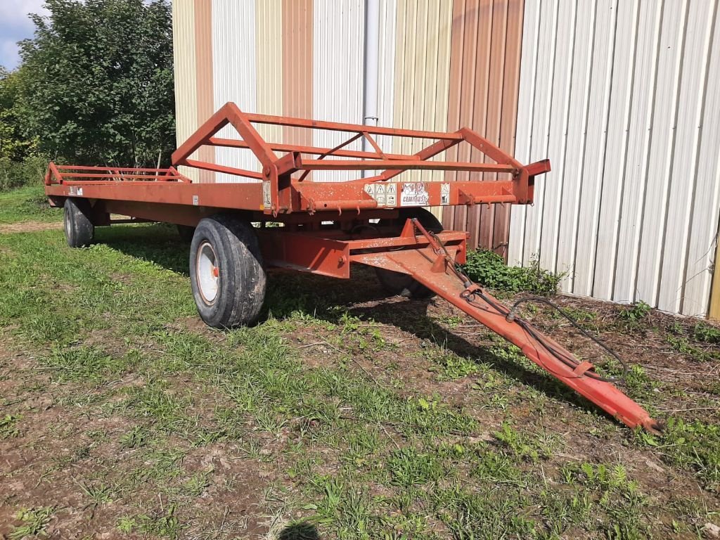 Ballensammelwagen of the type Sonstige Rp10, Gebrauchtmaschine in VARENNES VAUZELLES (Picture 9)