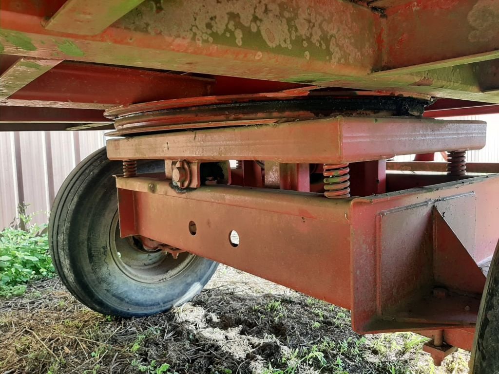 Ballensammelwagen of the type Sonstige Rp10, Gebrauchtmaschine in VARENNES VAUZELLES (Picture 7)