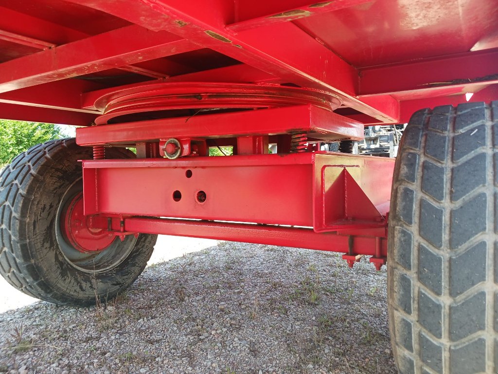 Ballensammelwagen typu Sonstige RP8 10F1, Gebrauchtmaschine v SAINT HILAIRE EN MORVAN (Obrázek 4)