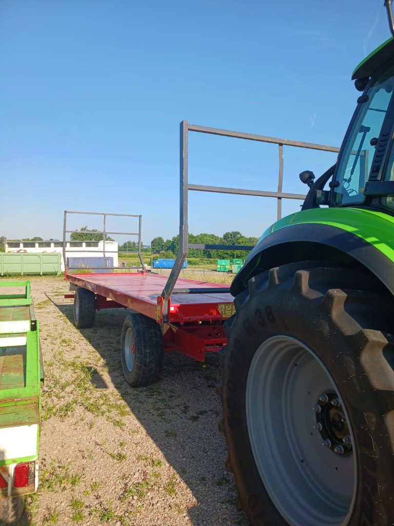 Ballensammelwagen typu Sonstige RP8 10F1, Gebrauchtmaschine v SAINT HILAIRE EN MORVAN (Obrázek 9)