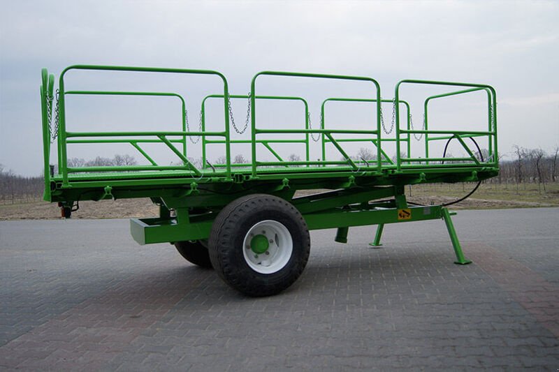 Ballensammelwagen des Typs Wodzinski Hebebühne für Obstbau / Orchard platform, Neumaschine in Michałowo (Bild 1)