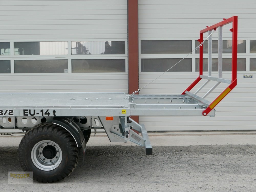 Ballentransportwagen des Typs CYNKOMET 14 t (T-608/2 EU) Ballenwagen, 9,27 m (Am Lager), Neumaschine in Ditzingen (Bild 4)