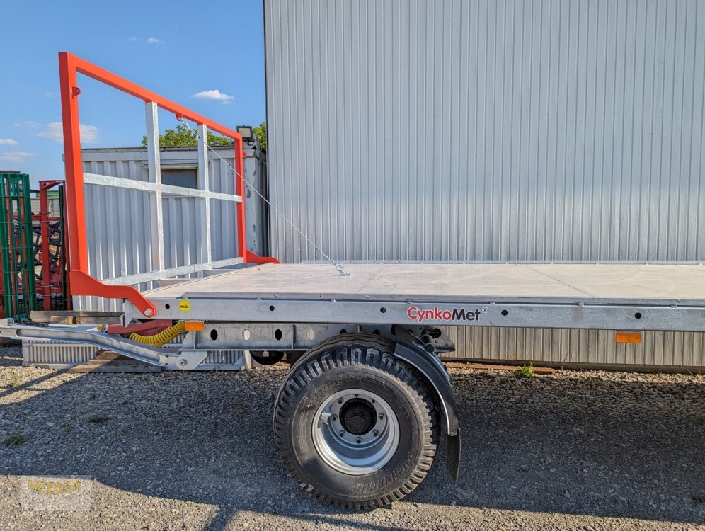 Ballentransportwagen του τύπου CYNKOMET 14 t (T-608/2 EU), Ballenwagen, 9,27 m, Strohwagen, Neumaschine σε Ditzingen (Φωτογραφία 2)