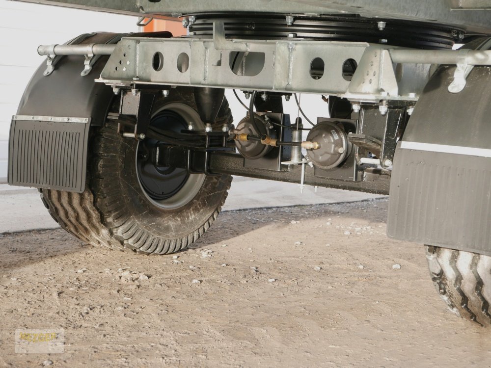 Ballentransportwagen του τύπου CYNKOMET 14 t (T-608/2 EU), Ballenwagen, 9,27 m, Strohwagen, Neumaschine σε Ditzingen (Φωτογραφία 7)