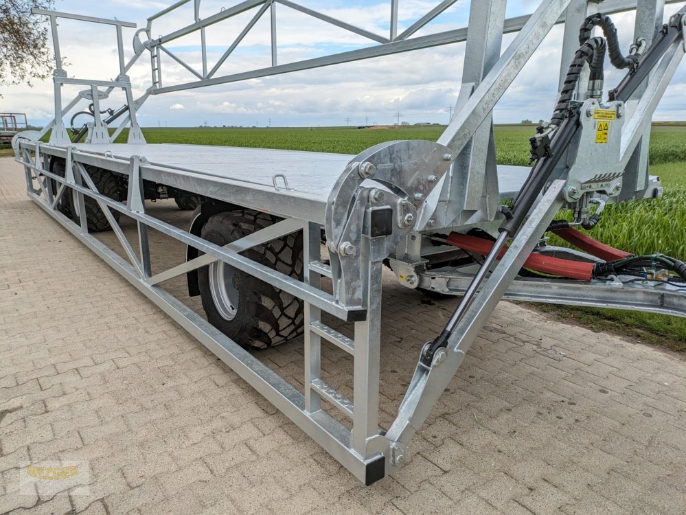 Ballentransportwagen des Typs CYNKOMET 24 t Ballenwagen mit Hydr. Ladungssicherung, Neumaschine in Ditzingen (Bild 9)