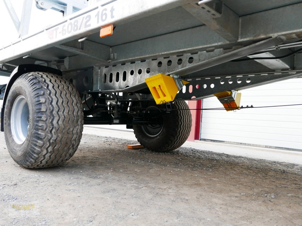 Ballentransportwagen des Typs CYNKOMET Ballenwagen 16 t (Hydraulische Ladungssicherung), Neumaschine in Ditzingen (Bild 10)