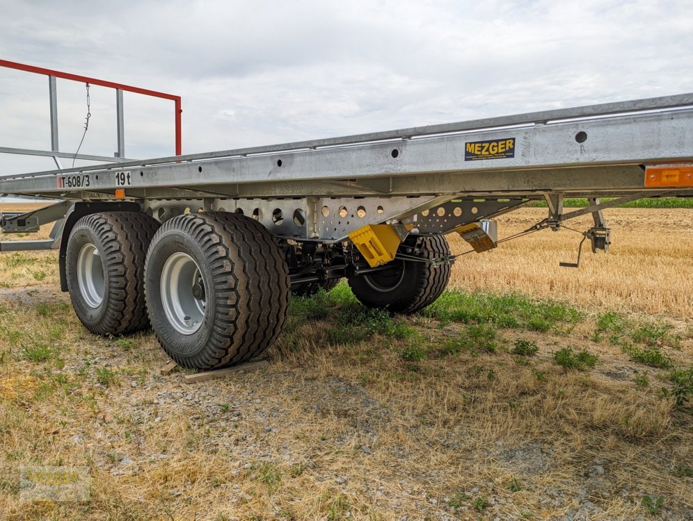 Ballentransportwagen des Typs CYNKOMET Ballenwagen 19 t, Strohwagen, Neumaschine in Ditzingen (Bild 5)