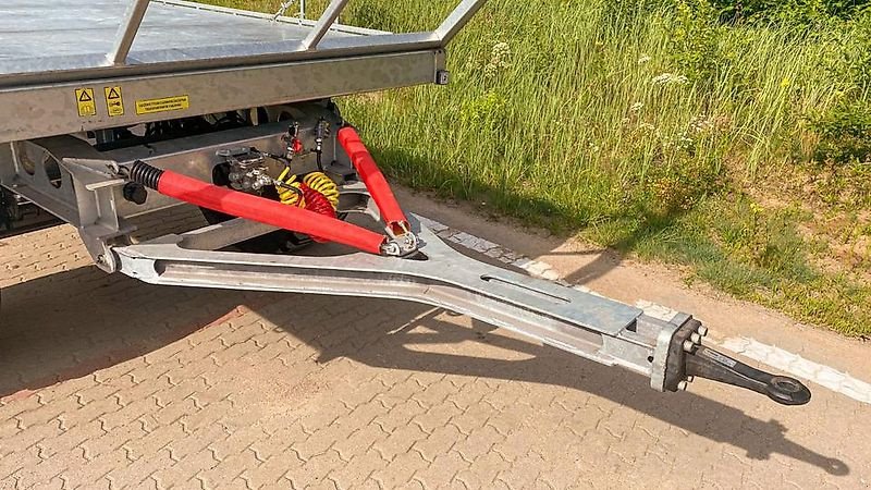 Ballentransportwagen des Typs CYNKOMET Ballenwagen T-608/3 low/niedrig, 19 t GG, Preis inkl. 19% MwSt., Gebrauchtmaschine in Lippetal (Bild 4)