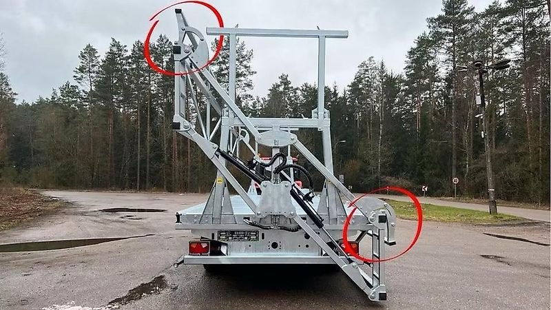 Ballentransportwagen des Typs CYNKOMET Ballenwagen T-608/3SL mit hydraulischer Ladungssicherung, 24 t GG, Preis inkl. 19% MwSt., Gebrauchtmaschine in Lippetal (Bild 4)