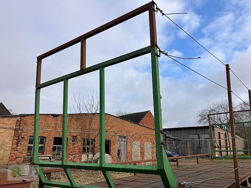 Ballentransportwagen des Typs Fortschritt HTS 50 Ballenwagen, Gebrauchtmaschine in Salsitz (Bild 2)