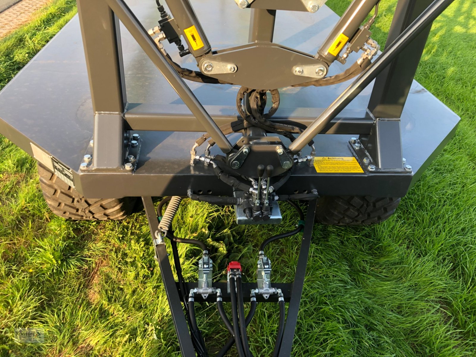 Ballentransportwagen des Typs Krassort Ballentransportwagen, Neumaschine in Sassenberg (Bild 12)