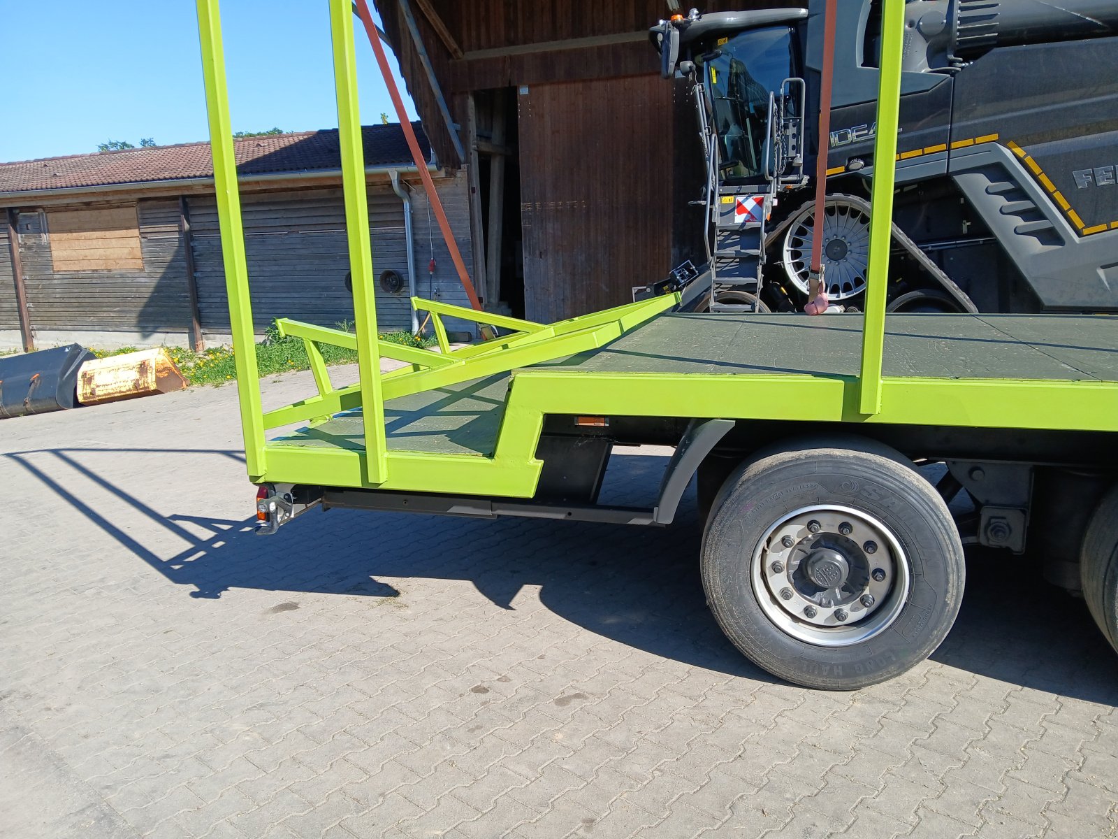 Ballentransportwagen des Typs Krone SDAH 24, Gebrauchtmaschine in Niederviehbach (Bild 4)