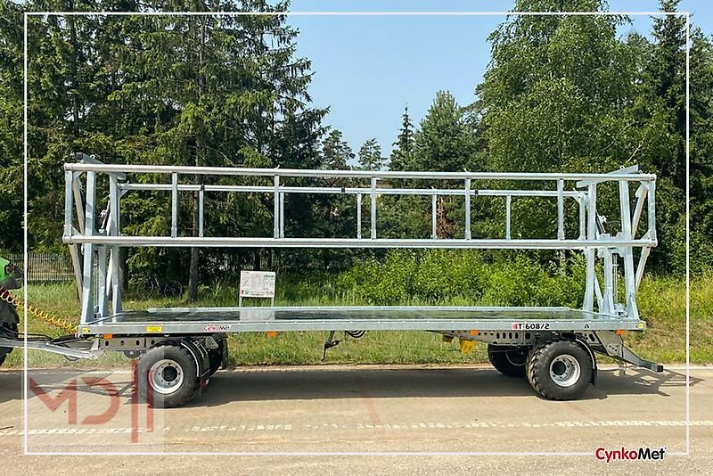 Ballentransportwagen des Typs MD Landmaschinen CM Ballenwagen T 608/2L mit hydraulischer Ladungssicherung, Neumaschine in Zeven (Bild 3)