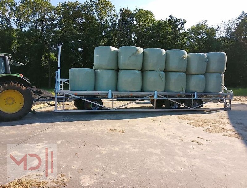 Ballentransportwagen des Typs MD Landmaschinen CM Ballenwagen T 608 /3 SL 24T mit hydraulischer Ladungssicherung, Neumaschine in Zeven (Bild 2)