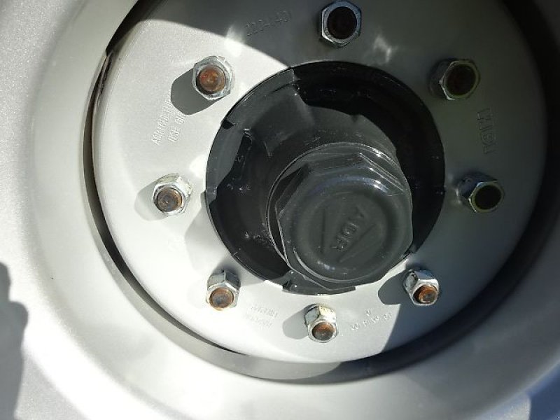 Ballentransportwagen des Typs Metal-Fach T- 019- Ballentransportanhänger- Neu - Modell  -  3 Achser- 18 Tonner- Top-Preis, Neumaschine in Neureichenau (Bild 18)