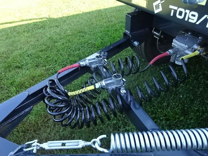 Ballentransportwagen des Typs Metal-Fach T- 019- Ballentransportanhänger- Neu - Modell  -  3 Achser- 18 Tonner- Top-Preis, Neumaschine in Neureichenau (Bild 25)