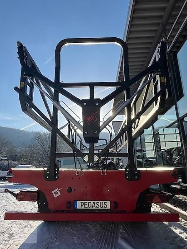 Ballentransportwagen des Typs Metal-Fach T019/2 Ballenwagen Hydraulische Ladungssicherung 20to., Gebrauchtmaschine in Gevelsberg (Bild 5)