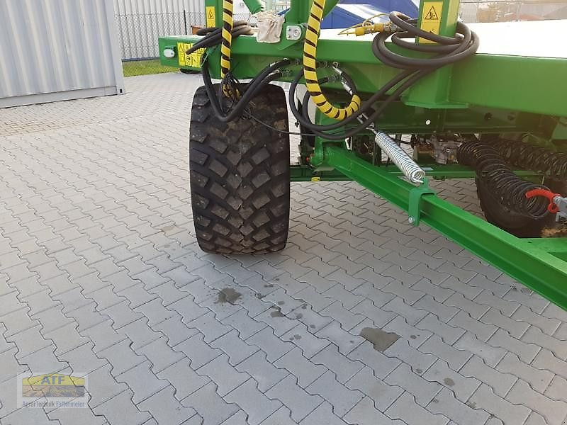 Ballentransportwagen des Typs Metaltech PB 16HB Ballenanhänger, Ballentransportwagen, Ballenwagen, Ballensammelwagen mit klappbarer Erhöhung, Neumaschine in Teublitz (Bild 13)