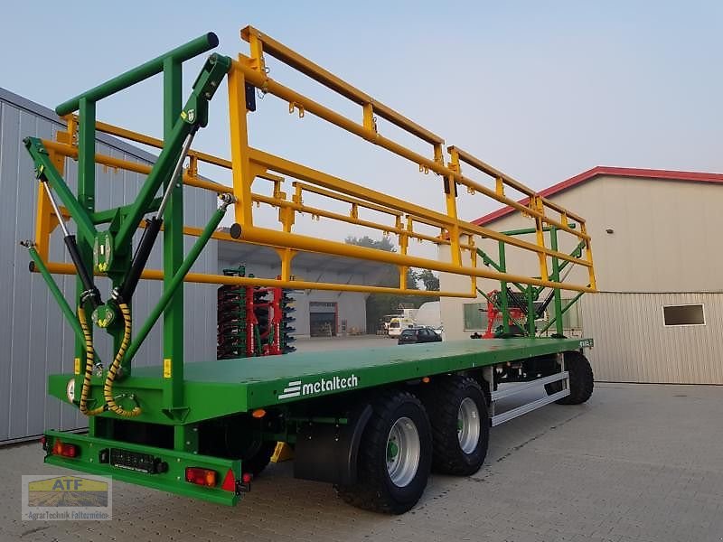 Ballentransportwagen des Typs Metaltech PB 16HB Ballenanhänger, Ballentransportwagen, Ballenwagen, Ballensammelwagen mit klappbarer Erhöhung, Neumaschine in Teublitz (Bild 4)