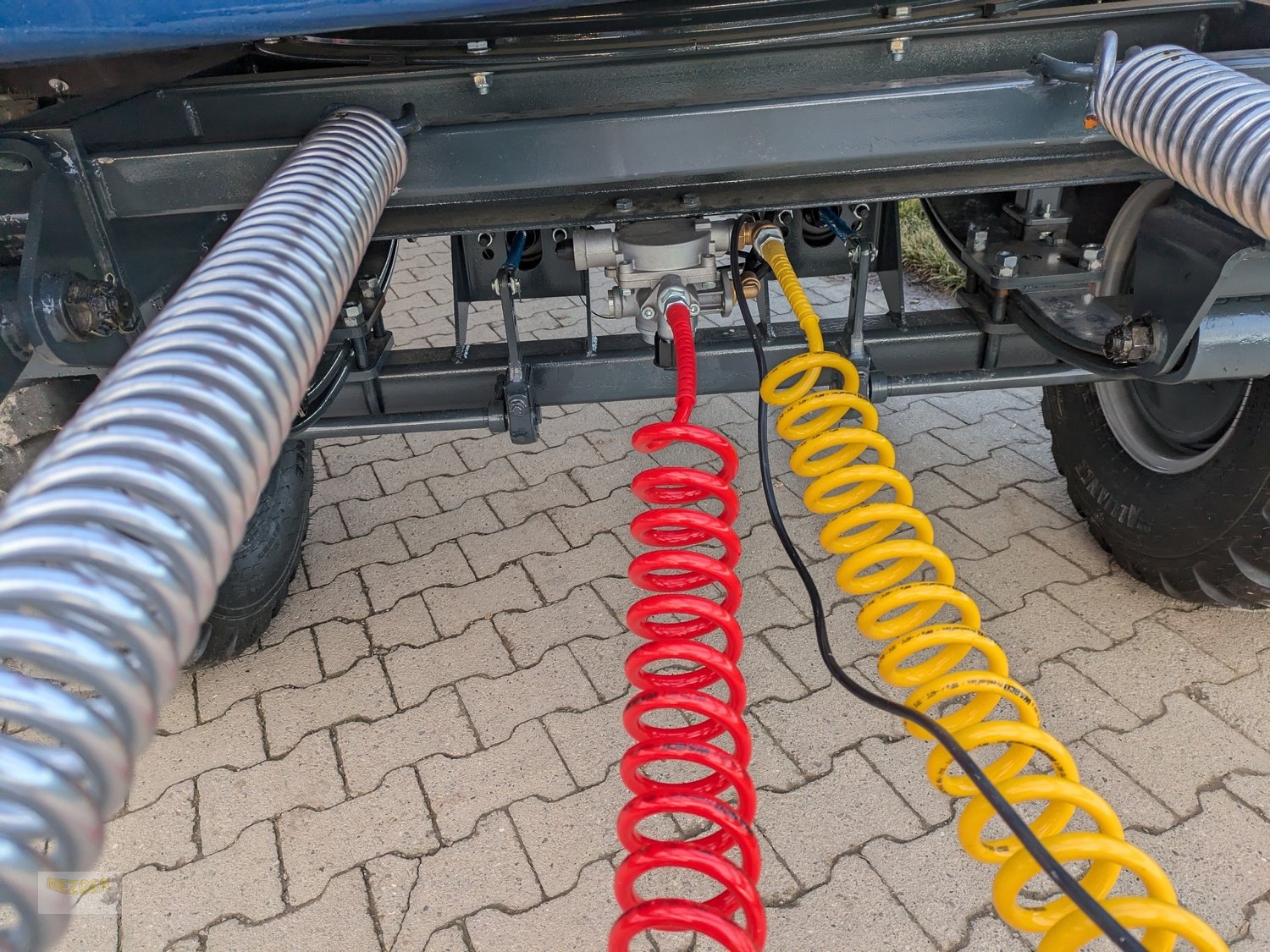 Ballentransportwagen des Typs Mezger Techmont Ballenwagen TBW 24, Neumaschine in Ditzingen (Bild 13)