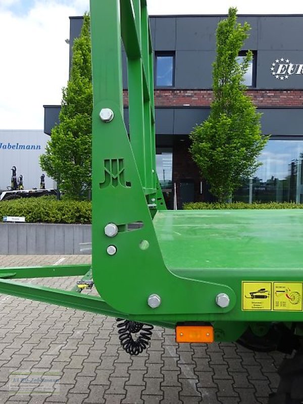 Ballentransportwagen des Typs PRONAR 3-achs Ballenwagen Strohwagen TO 28 KM, 24 to. NEU, Gebrauchtmaschine in Itterbeck (Bild 12)