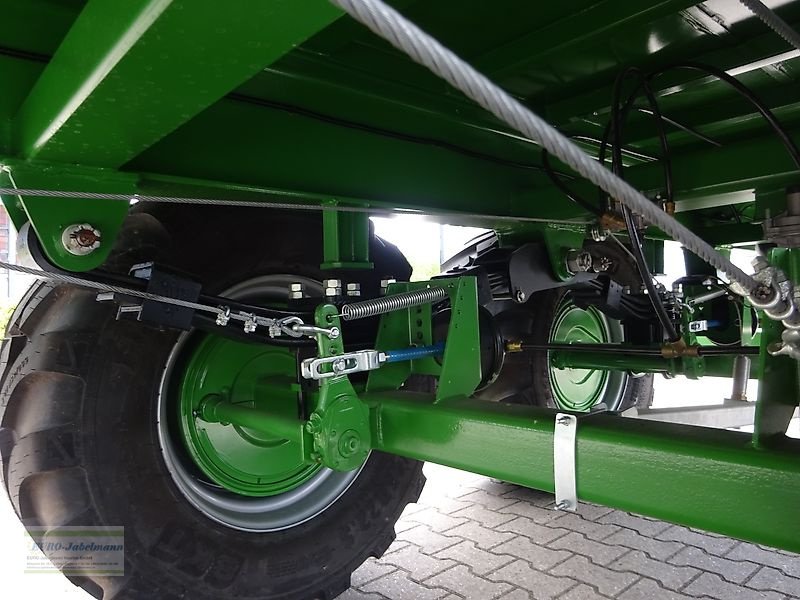 Ballentransportwagen des Typs PRONAR 3-achs Ballenwagen Strohwagen TO 28 KM, 24 to. NEU, Gebrauchtmaschine in Itterbeck (Bild 10)
