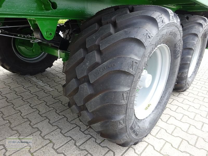 Ballentransportwagen des Typs PRONAR 3-achs Ballenwagen Strohwagen TO 28 KM, 24 to. NEU, Gebrauchtmaschine in Itterbeck (Bild 9)