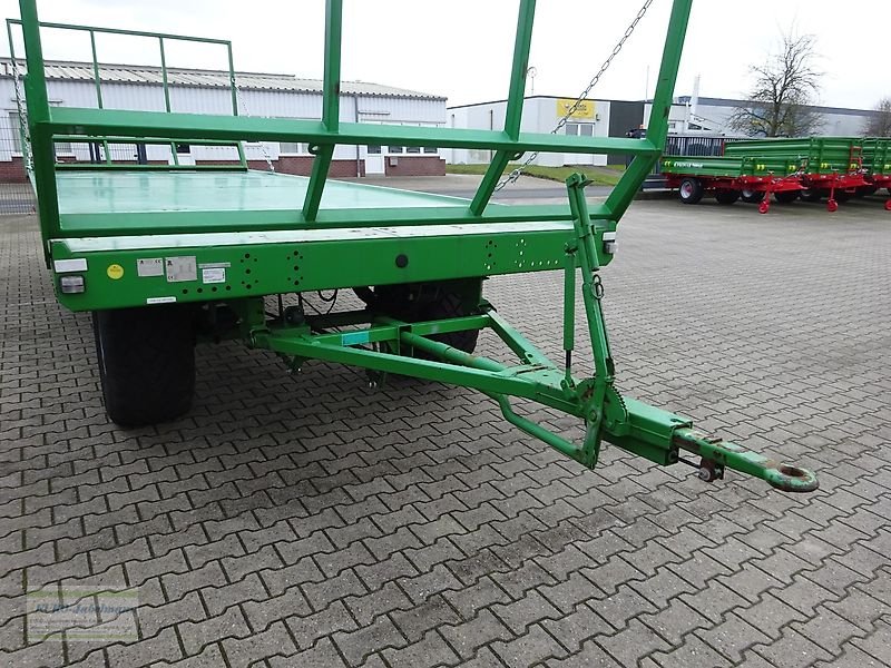 Ballentransportwagen du type PRONAR Ballentransportwagen TO 22 M, Auflaufbremse, 8 to, Bauj. 2021, Gebrauchtmaschine en Itterbeck (Photo 9)