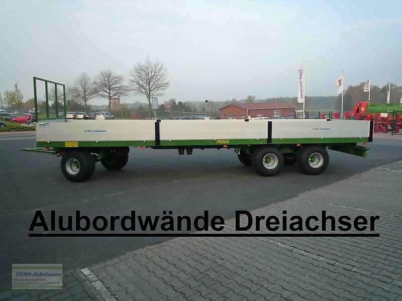 Ballentransportwagen du type PRONAR Ballenwagen, Strohwagen, 10 t, 12 t, 15 t, 18 t, 24 t, NEU, Neumaschine en Itterbeck (Photo 20)