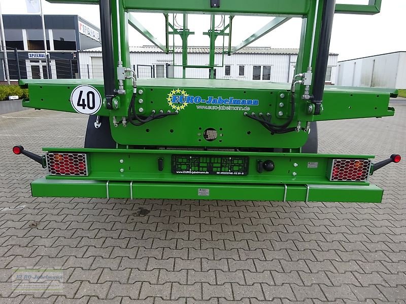 Ballentransportwagen des Typs PRONAR Ballenwagen Strohwagen TO 28 KM einschl. hydr. Ladungssicherung, 24 to, NEU, Neumaschine in Itterbeck (Bild 11)