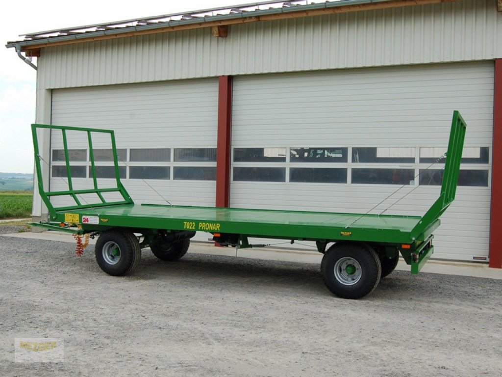 Ballentransportwagen des Typs PRONAR Ballenwagen T022 (10 t), Neumaschine in Ditzingen (Bild 2)