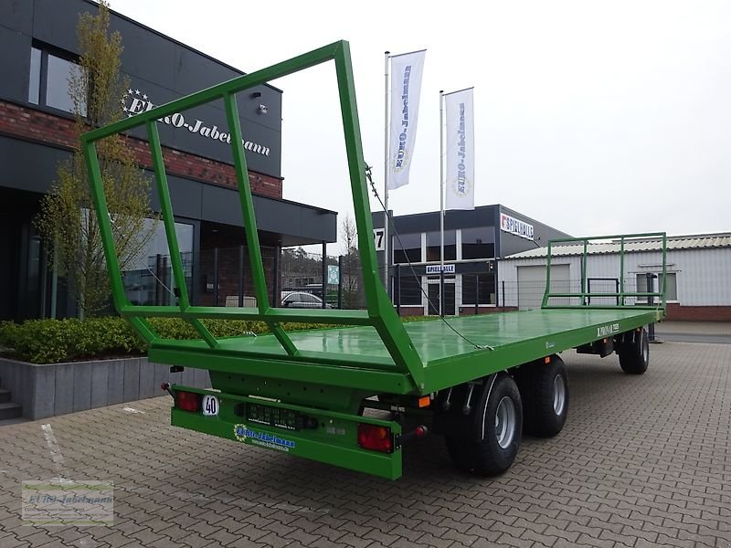 Ballentransportwagen des Typs PRONAR PRONAR Ballenwagen TO 23, TO 23 M, Druckl. 3-Achser, 15 to, NEU, Neumaschine in Itterbeck (Bild 14)