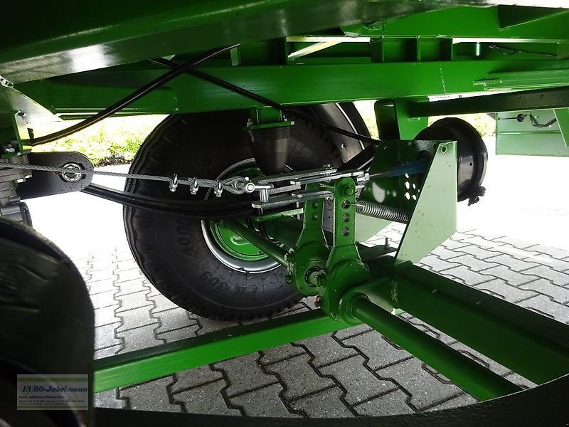 Ballentransportwagen des Typs PRONAR PRONAR Ballenwagen TO 23, TO 23 M, Druckl. 3-Achser, 15 to, NEU, Neumaschine in Itterbeck (Bild 25)