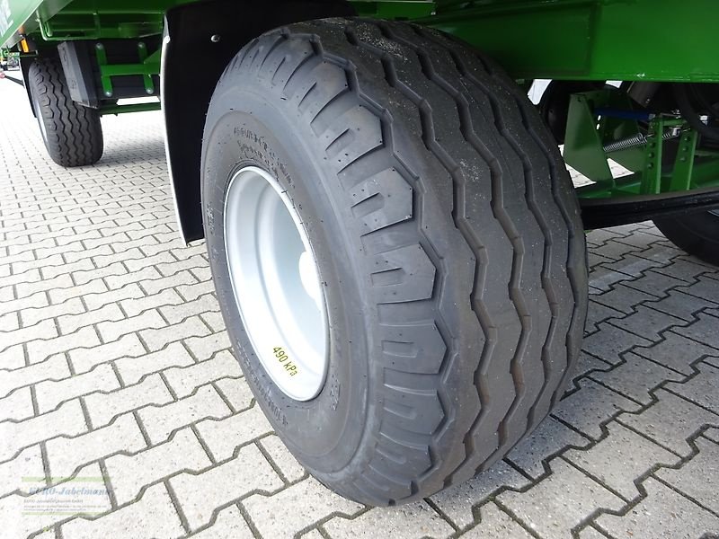 Ballentransportwagen des Typs PRONAR PRONAR Ballenwagen TO 23, TO 23 M, Druckl. 3-Achser, 15 to, NEU, Neumaschine in Itterbeck (Bild 27)