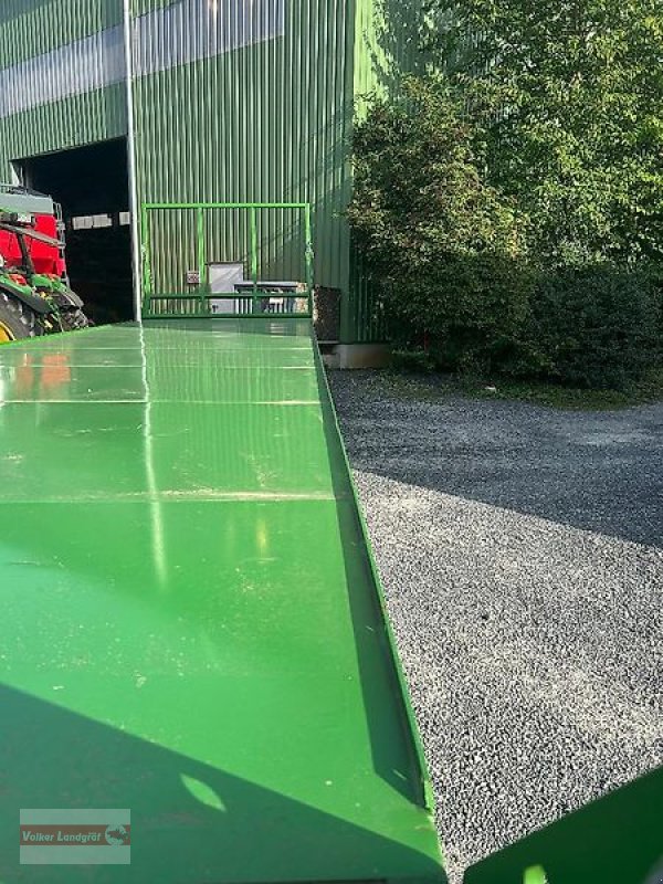 Ballentransportwagen des Typs PRONAR T 026 Ballenwagen 18 to, Neumaschine in Ostheim/Rhön (Bild 3)