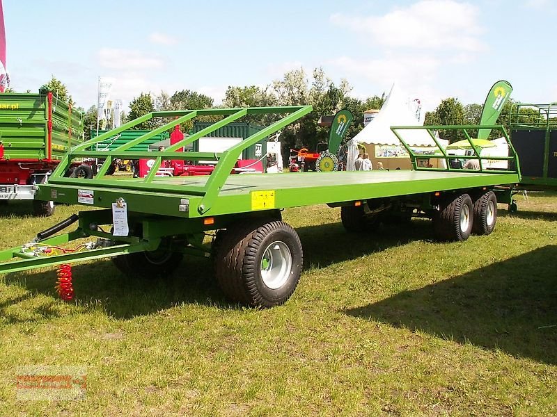 Ballentransportwagen des Typs PRONAR T 026 Ballenwagen 18 to, Neumaschine in Ostheim/Rhön (Bild 7)