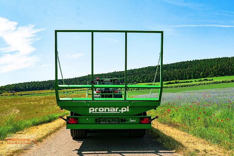 Ballentransportwagen des Typs PRONAR T 026 M Ballenwagen 18 to Siloballenversion, Neumaschine in Ostheim/Rhön (Bild 4)