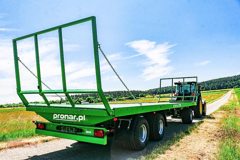 Ballentransportwagen des Typs PRONAR T 026 M Ballenwagen 18 to Siloballenversion, Neumaschine in Ostheim/Rhön (Bild 5)
