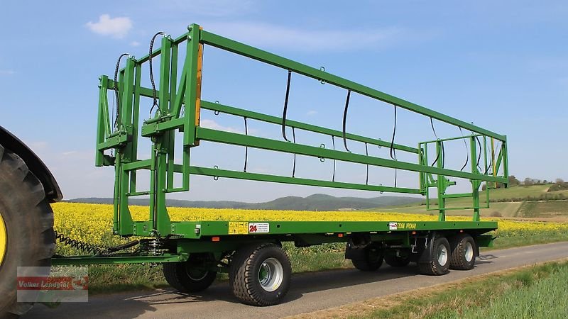 Ballentransportwagen des Typs PRONAR T 026 M Hydraulische Ladungssicherung 18 to, Neumaschine in Ostheim/Rhön (Bild 2)