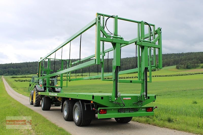 Ballentransportwagen des Typs PRONAR T 026 M Hydraulische Ladungssicherung 18 to, Neumaschine in Ostheim/Rhön (Bild 4)