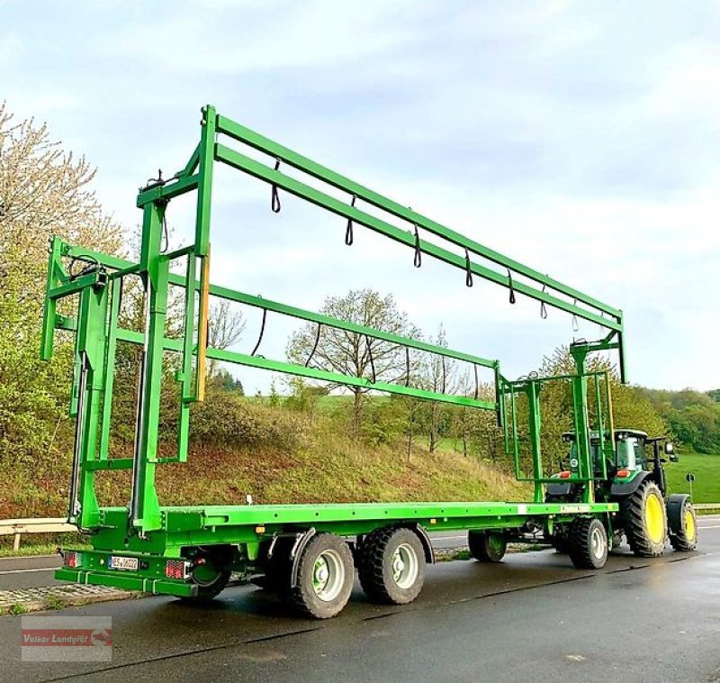 Ballentransportwagen of the type PRONAR T 028 KM Ballenwagen 24 to, Neumaschine in Ostheim/Rhön (Picture 1)