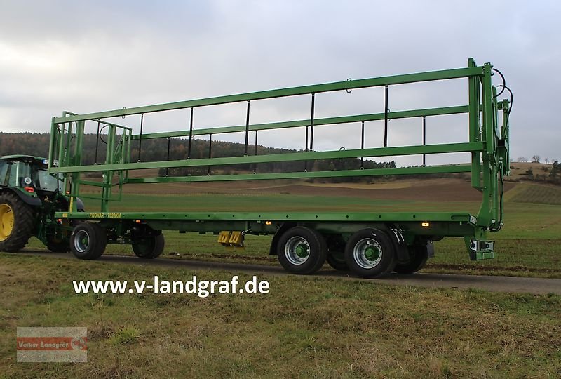 Ballentransportwagen des Typs PRONAR T 028 KM, Neumaschine in Ostheim/Rhön (Bild 1)