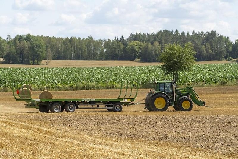 Ballentransportwagen typu PRONAR T026M, 3-Achs Ballentransportwagen, Preis inkl. MwSt., Gebrauchtmaschine v Lippetal (Obrázek 3)