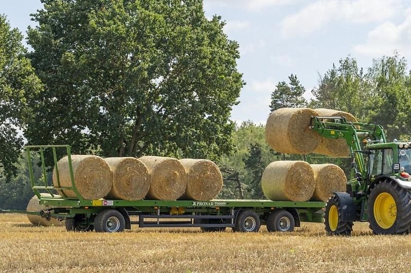 Ballentransportwagen typu PRONAR T026M, 3-Achs Ballentransportwagen, Preis inkl. MwSt., Gebrauchtmaschine v Lippetal (Obrázek 1)
