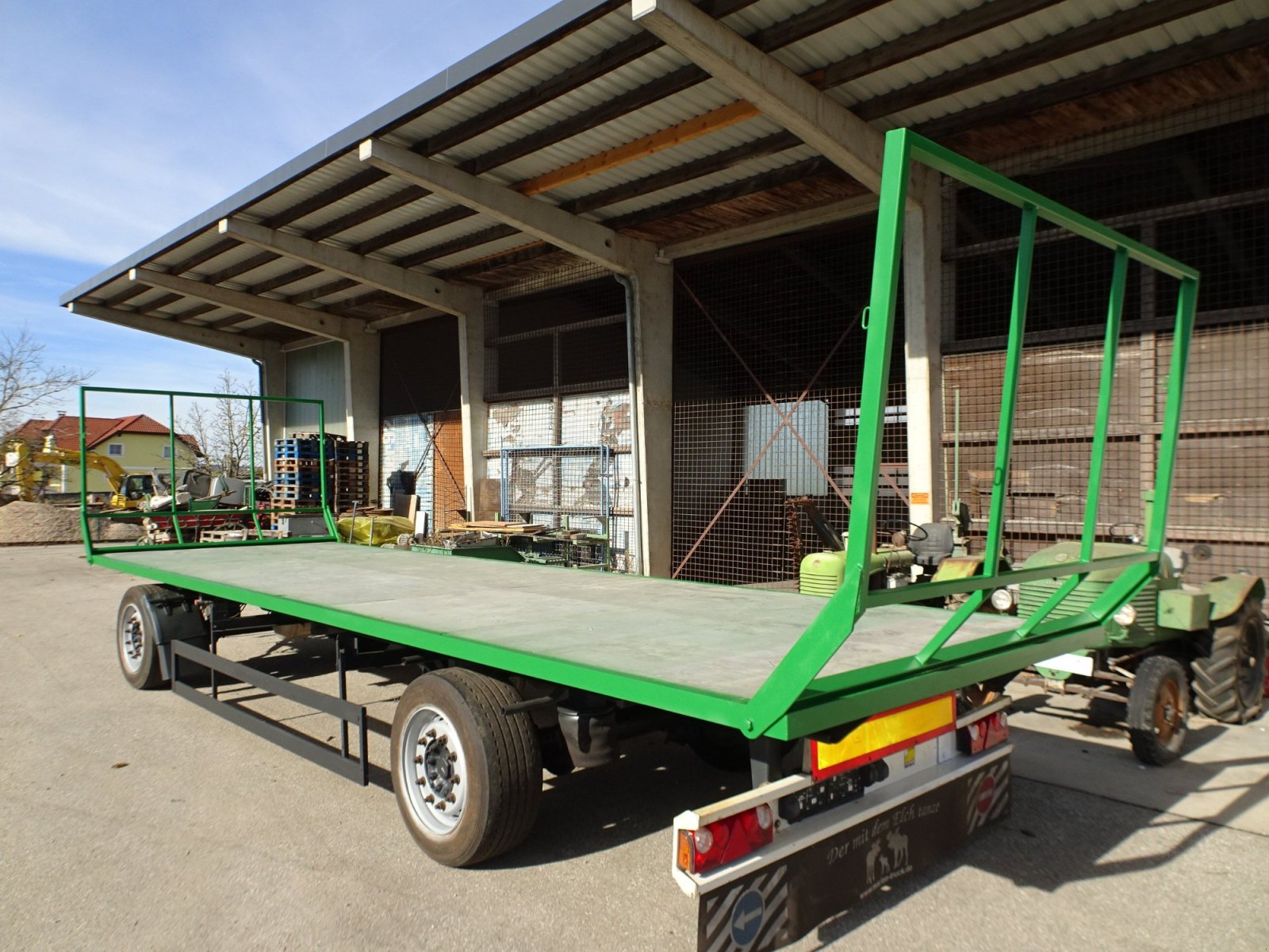 Ballentransportwagen des Typs Schwarzmüller Pritschenanhänger, Gebrauchtmaschine in st.georgen/y. (Bild 2)