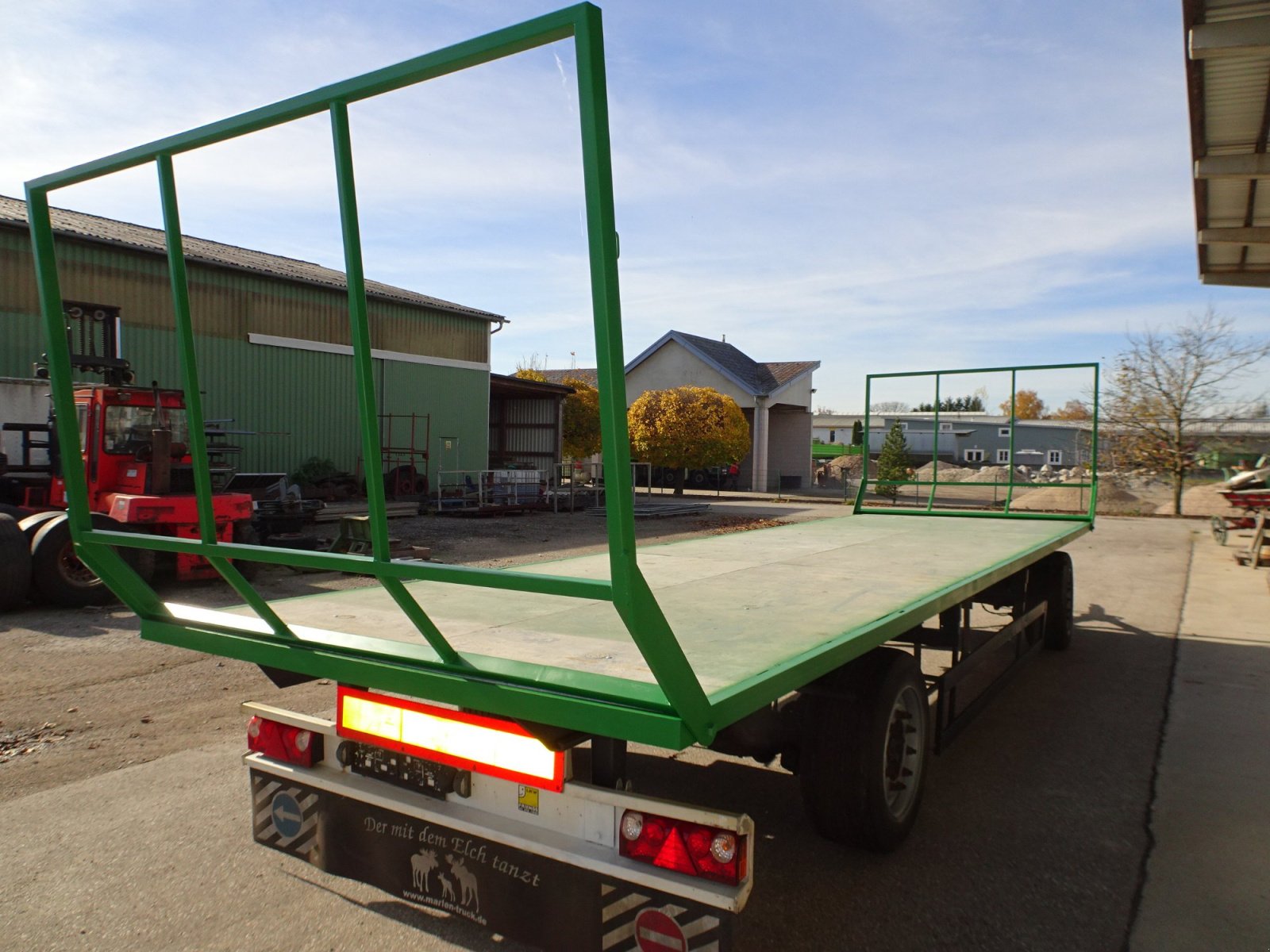 Ballentransportwagen des Typs Schwarzmüller Pritschenanhänger, Gebrauchtmaschine in st.georgen/y. (Bild 4)