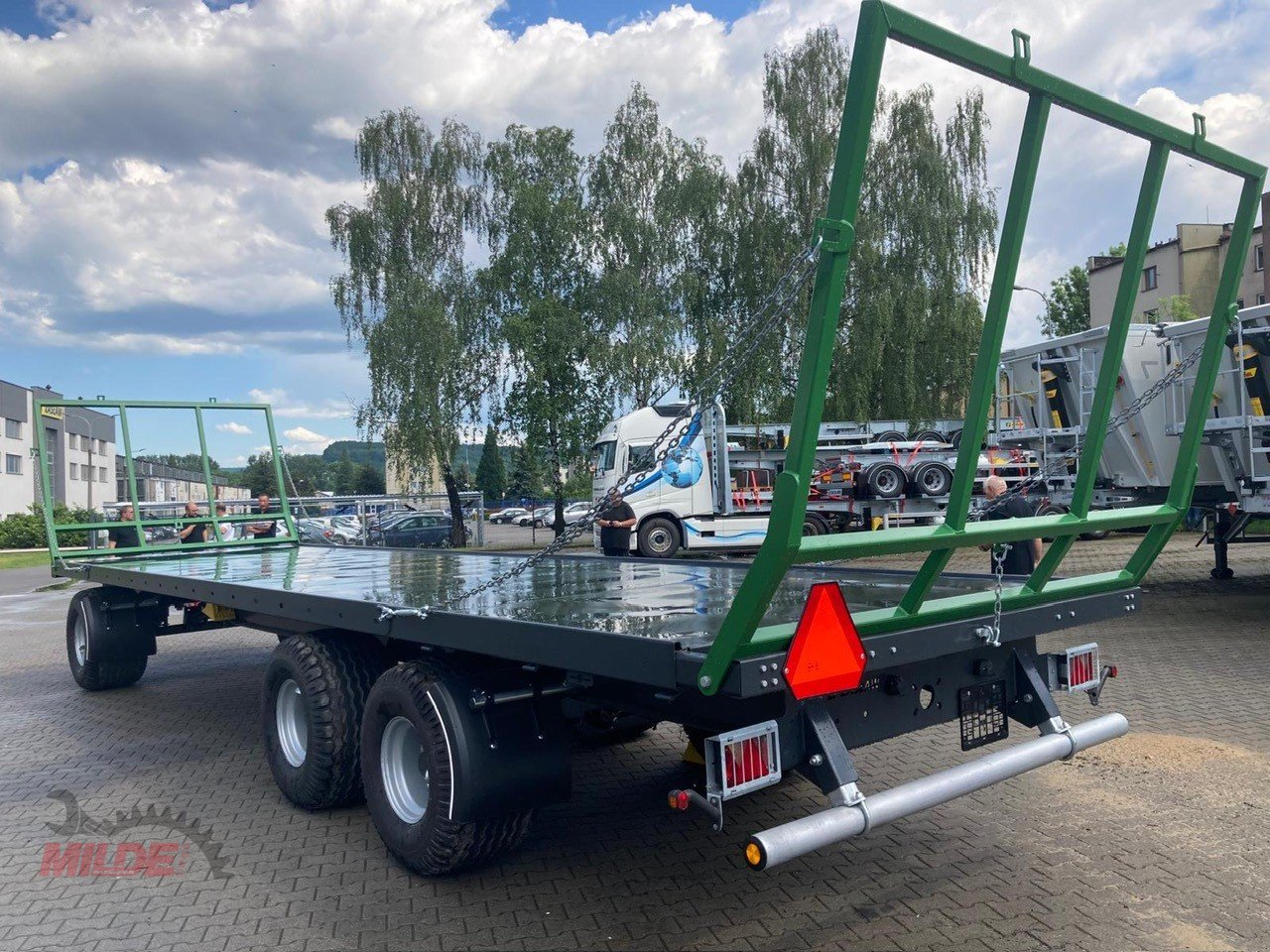 Ballentransportwagen des Typs Zaslaw D-745-14, Neumaschine in Elsteraue-Bornitz (Bild 5)
