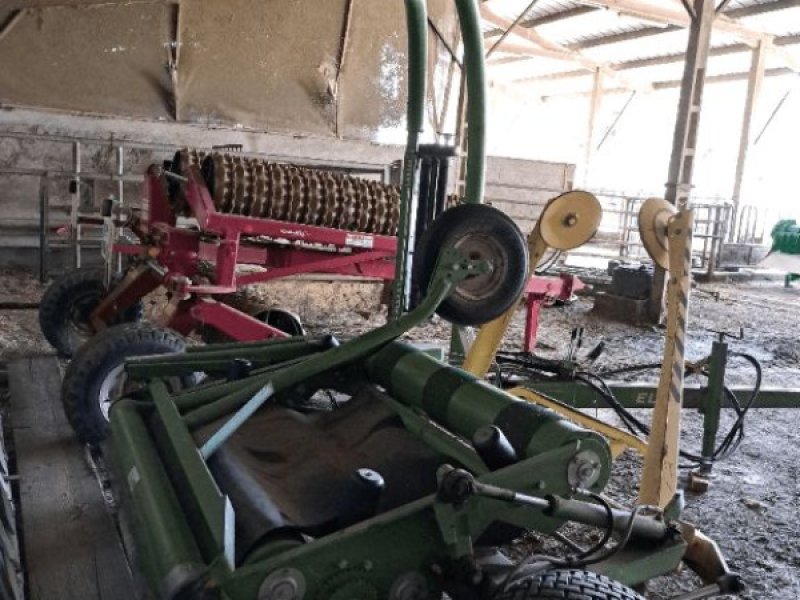 Ballenwickler типа Elho Sidelinee 1520, Gebrauchtmaschine в COGNAC LA FORET (Фотография 1)