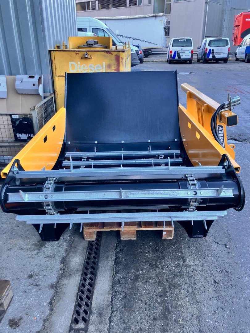 Ballenwickler van het type Emily Pick & Go, Ausstellungsmaschine in Landquart (Foto 2)